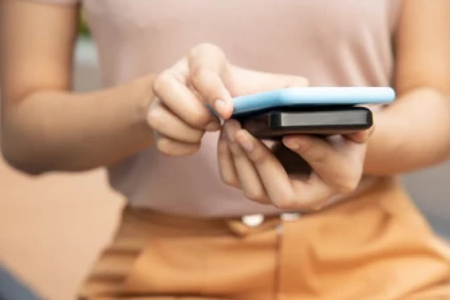 Universal Power Bank for All Devices